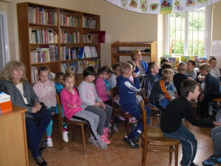 Wybieram Bibliotekę  - czytanie bajek na II śniadanie