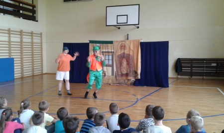 Studio Teatralne KKRAK-ART w szkole podstawowej