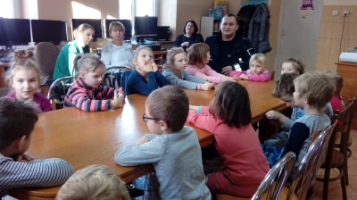 „Jak bezpiecznie spędzić ferie?” – spotkanie dzielnicowym  Gminy Michałów - 2019