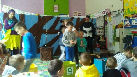 KAMPANIA INFORMACYJNO-EDUKACYJNA - ŚWIĘTOKRZYSKIE CZEKA NA CIEBIE